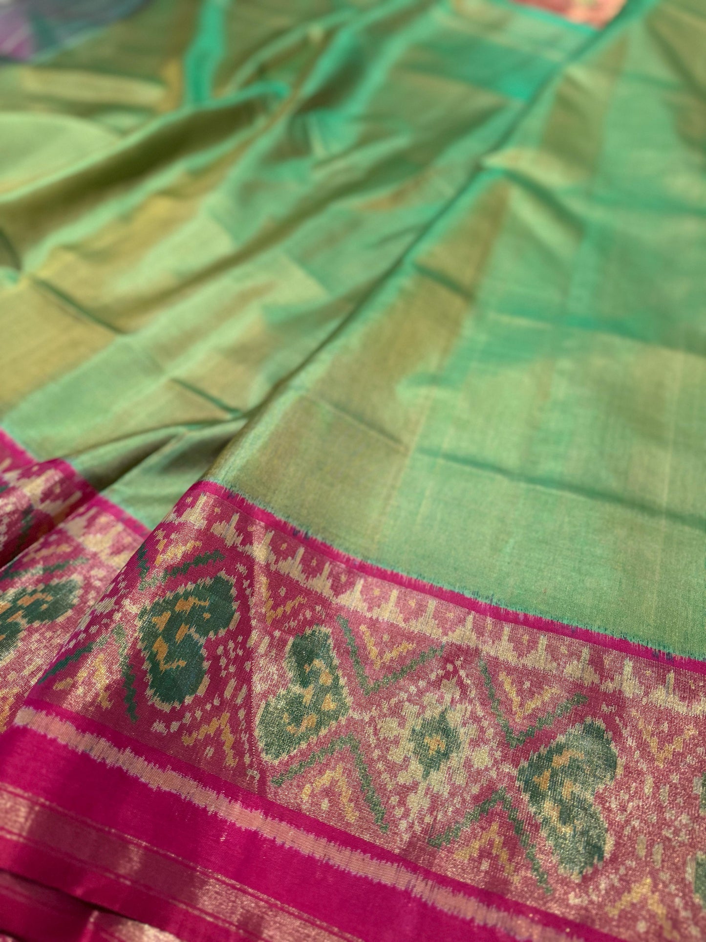 Parrot green and Pink- Patola Ikkat Silk Saree