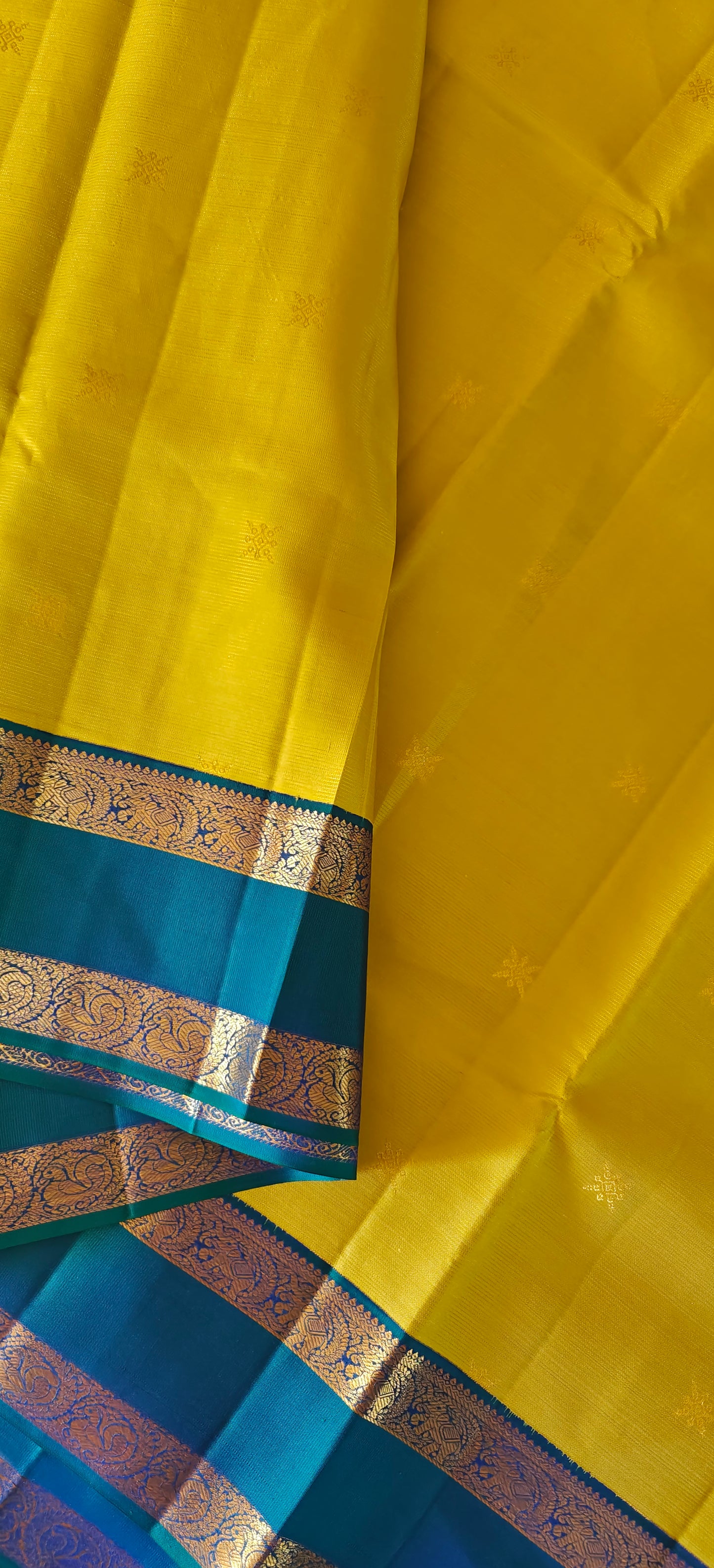 Lime Green with Peacock Blue Vairaoosi-Kanjivaram Silk Saree