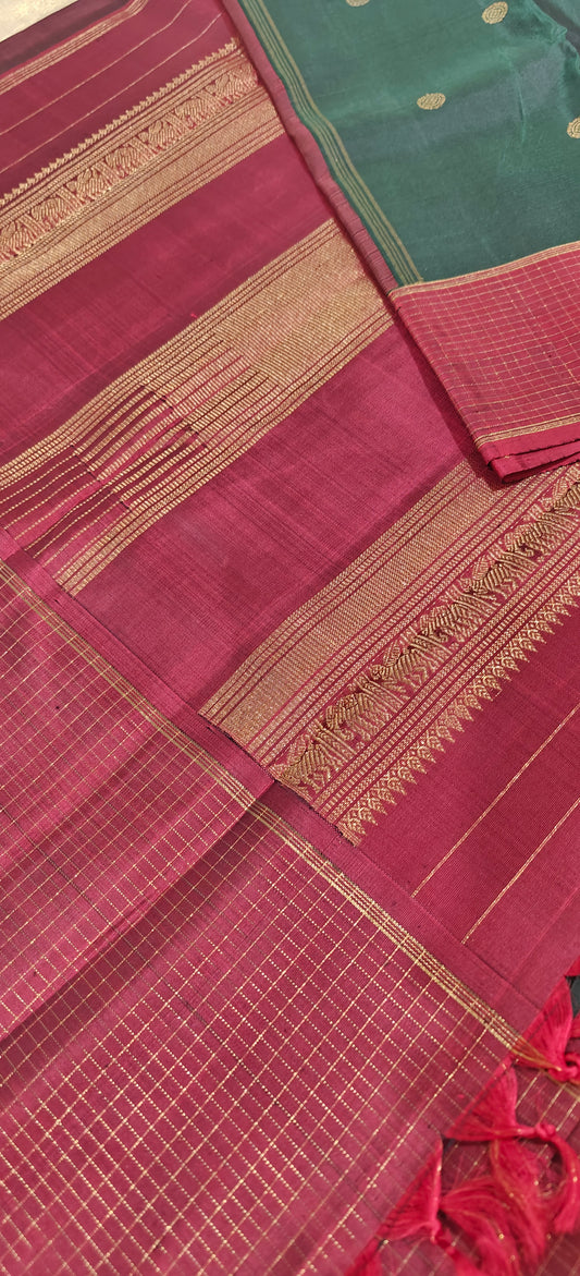 Bottle Green and Maroon Kanjivaram Saree | 3-gram Zari.