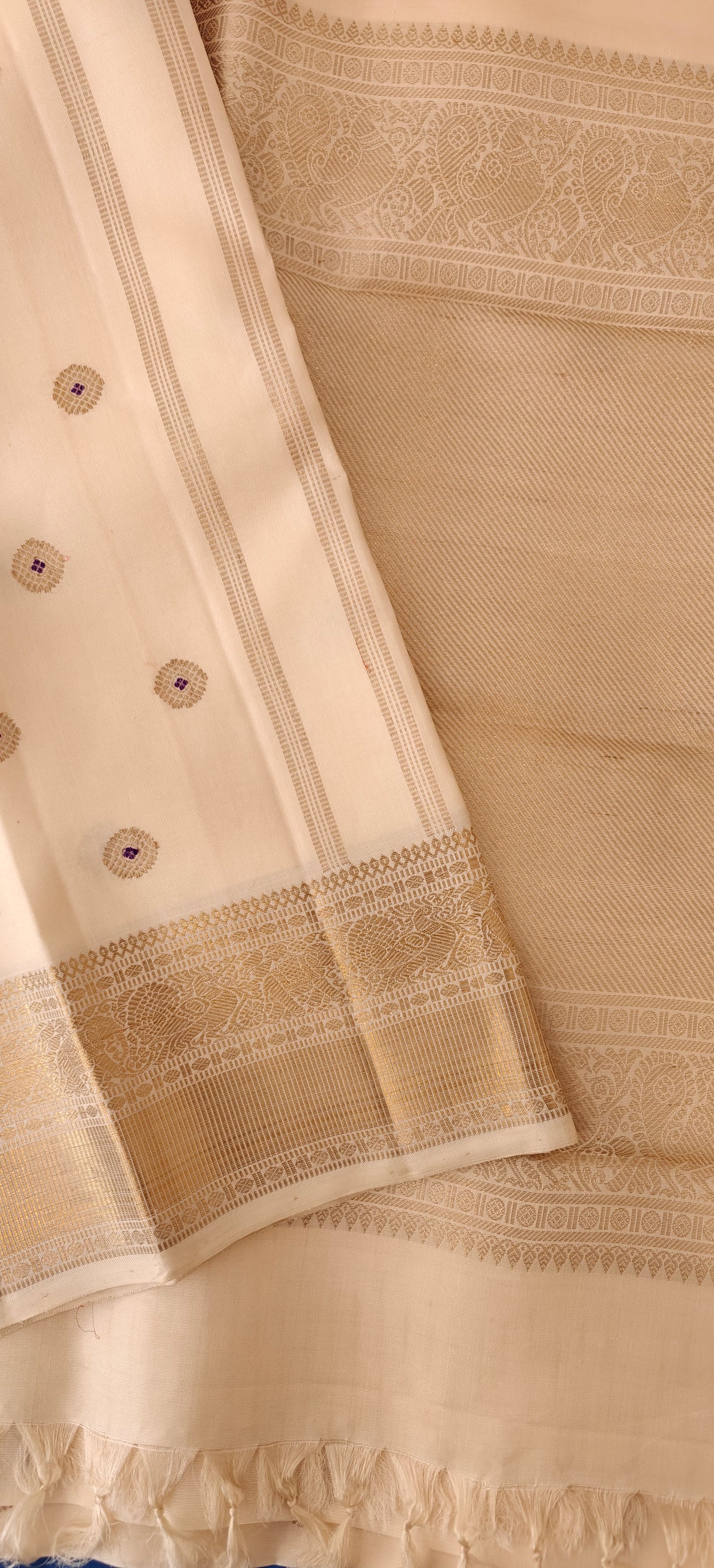 Monotone Cream Kanjivaram silk saree | 3g zari