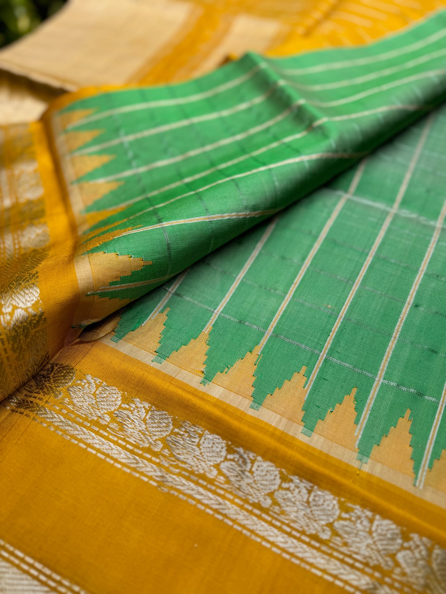 Green and yellow Gadwal Silk Saree