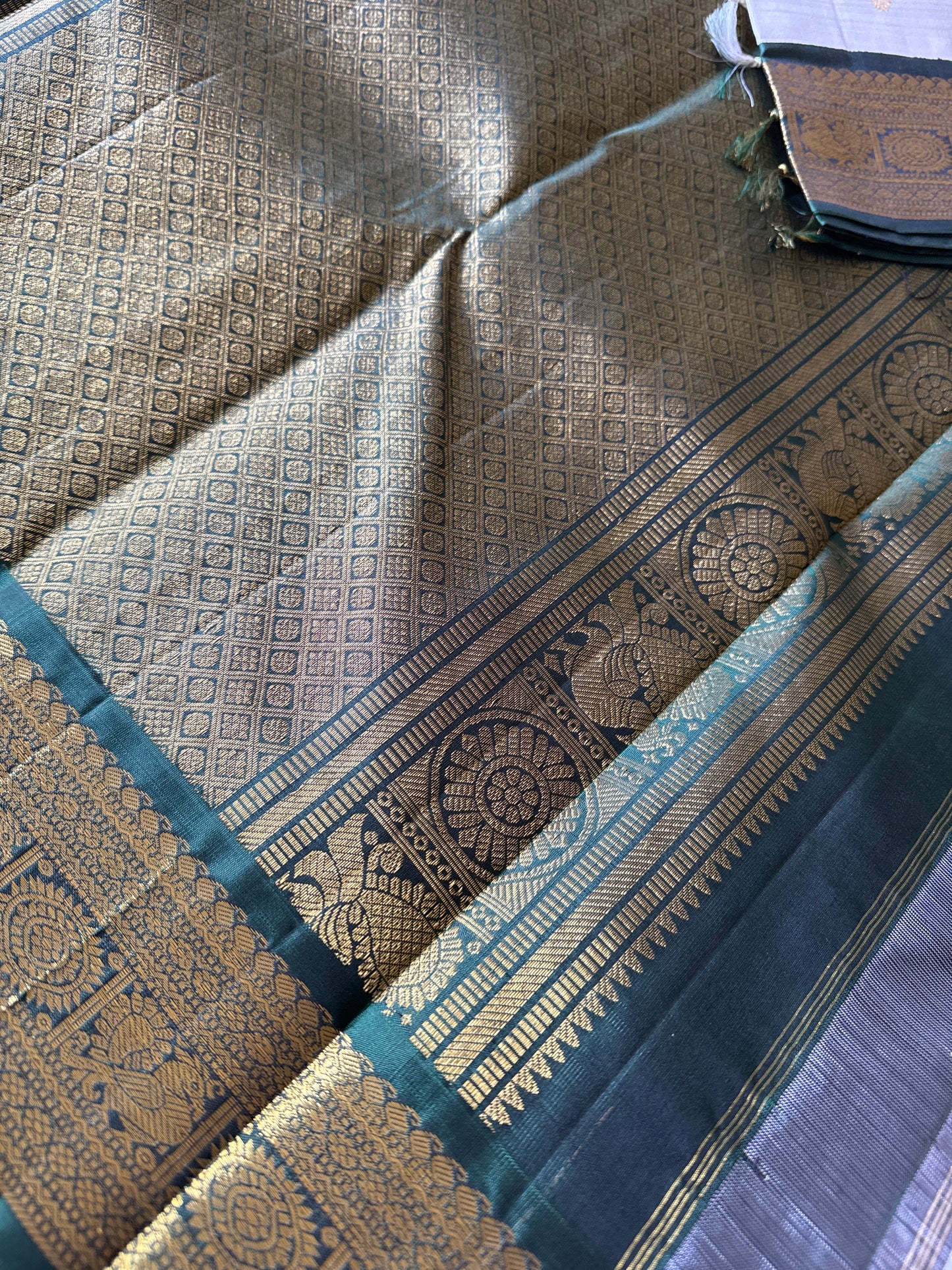 Cream and White -Korvai Kanjivaram Silk Sari