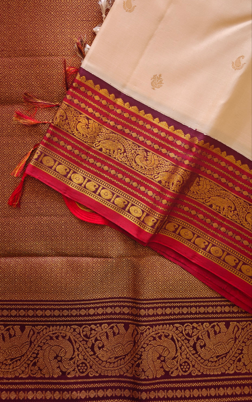 Cream and Brown korvai -Kanjivaram Silk Saree