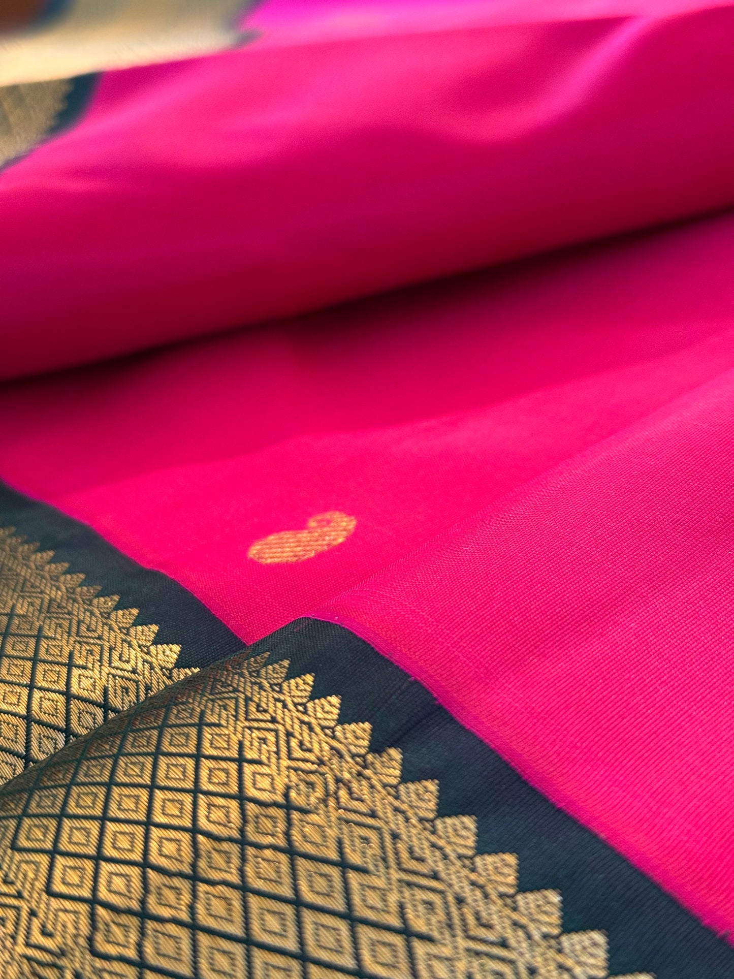 Lotus Pink with dark Green  - Kanjivaram Silk Saree