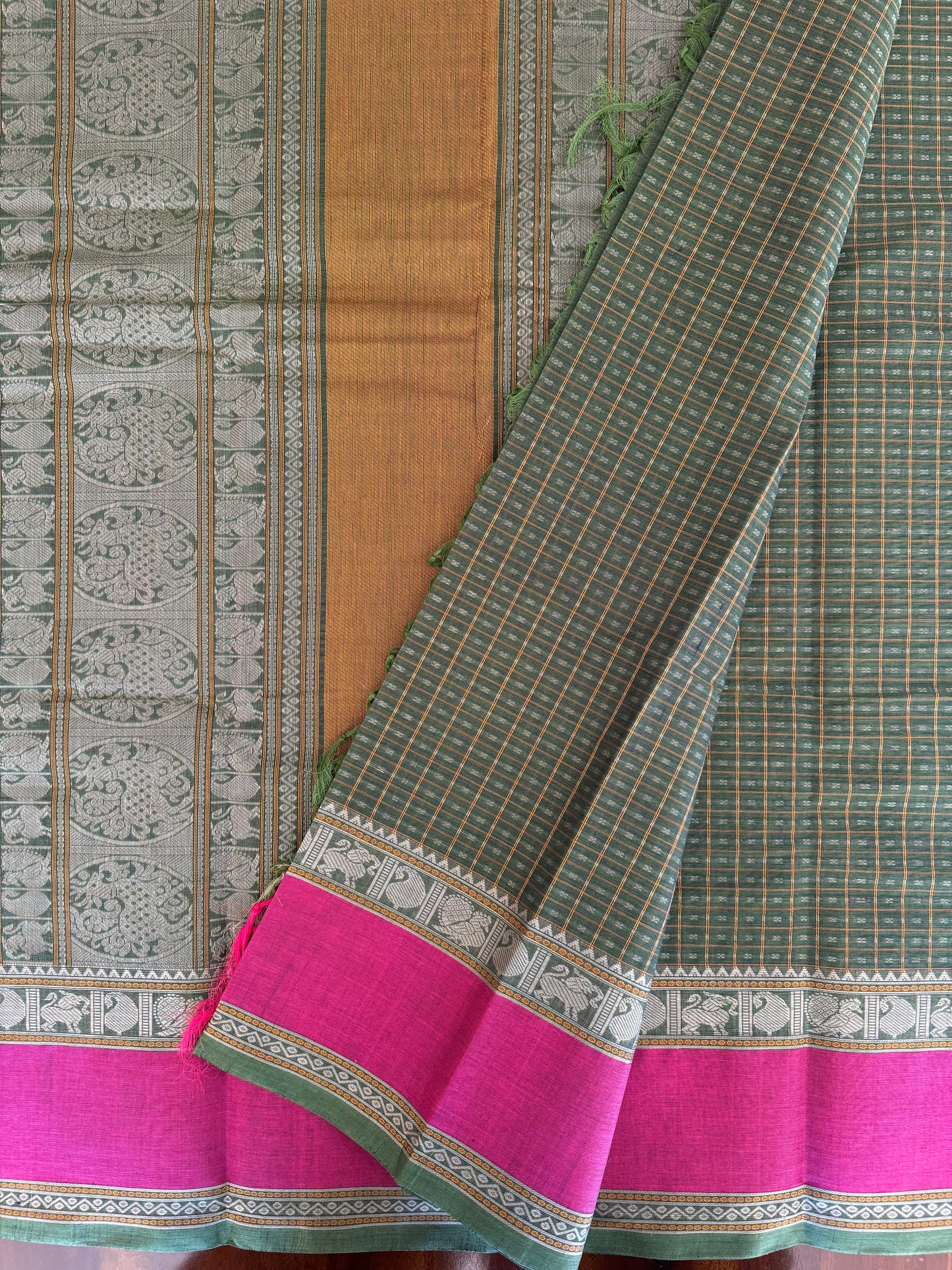 1000 Butta Green- Kanchi Cotton