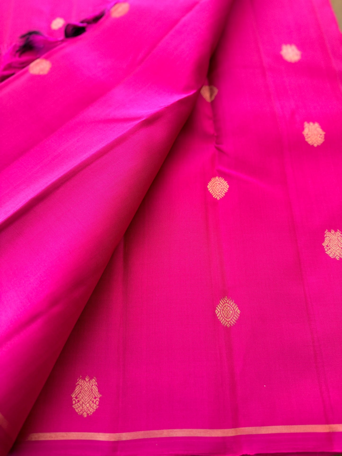 Magenta Borderless - Kanjivaram Silk Saree