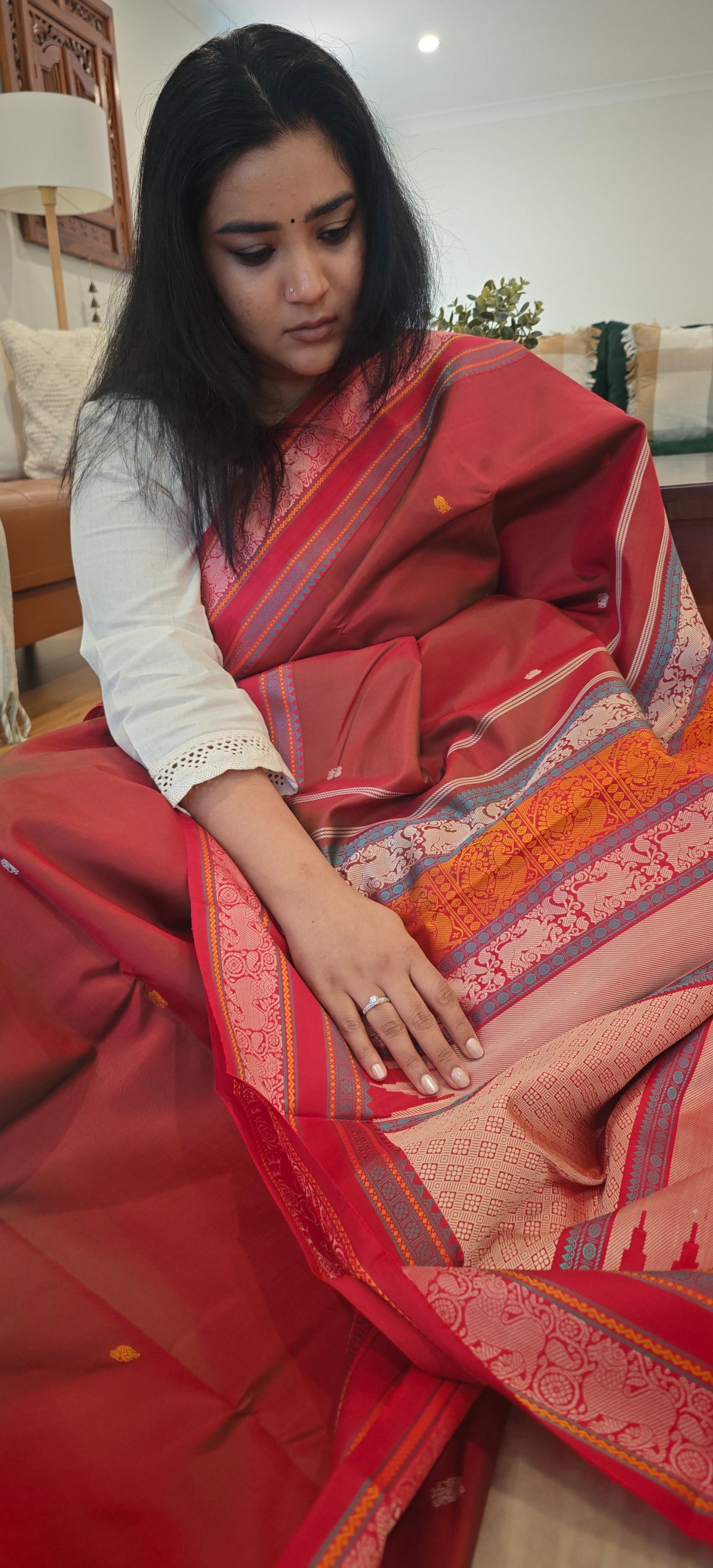 Red and Maroon Dual Shade No Zari Kanjivaram