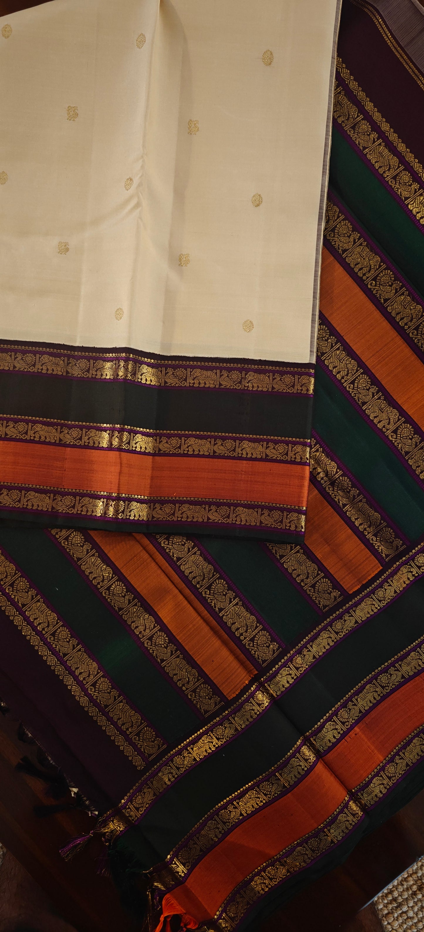 Sandal Color with green and rust Korvai kanjivaram
