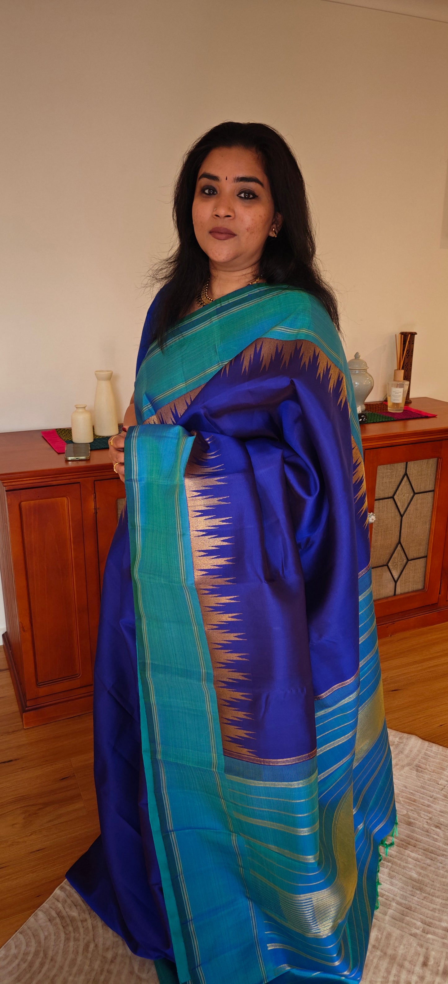 Ettu Kol Blue and Turquoise kanjivaram silk saree