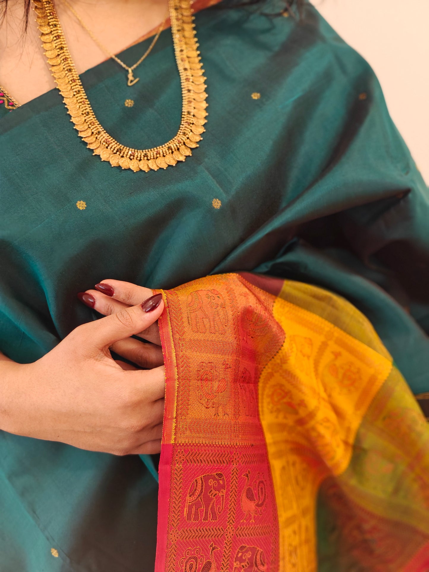 Green with Bomkai Pallu