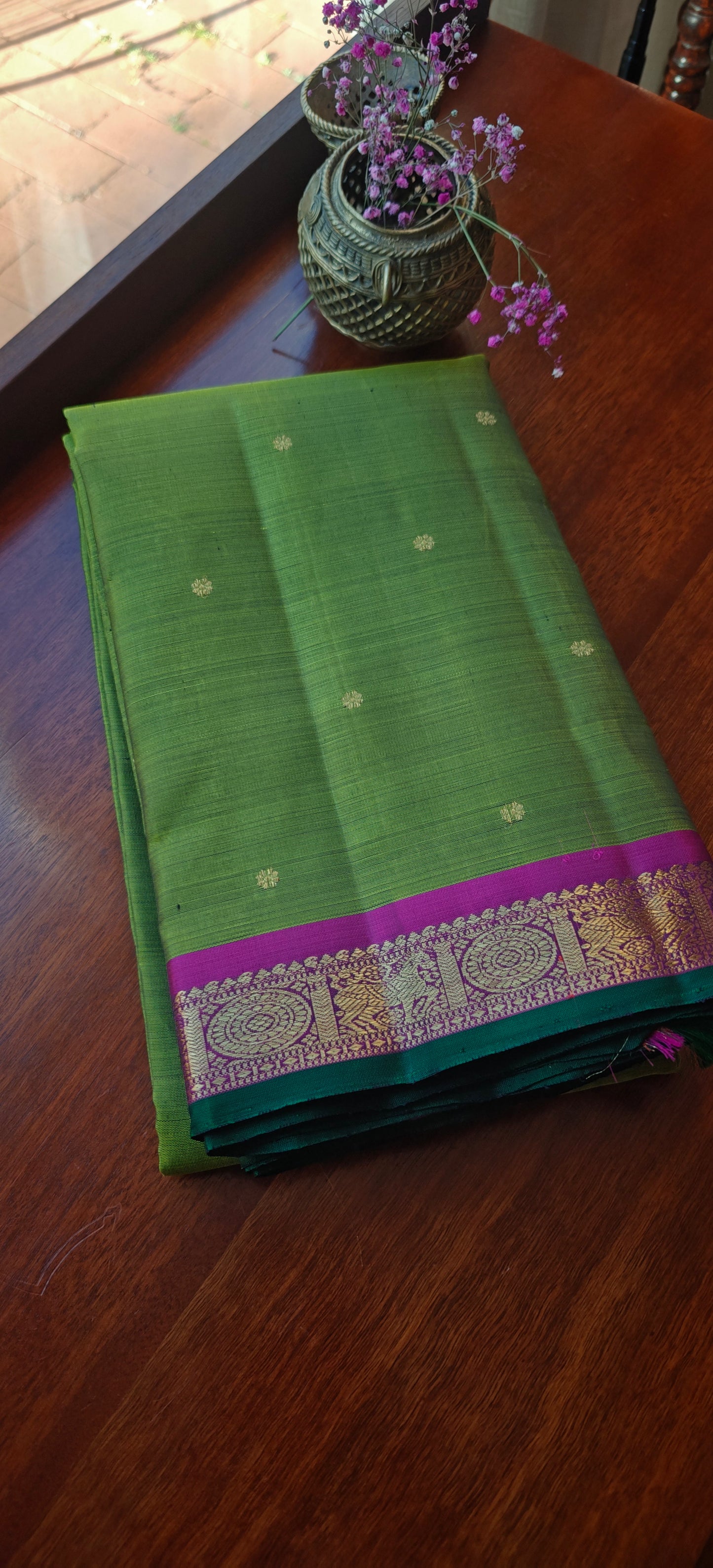 Mint Green and Megnta kanjivaram silk saree