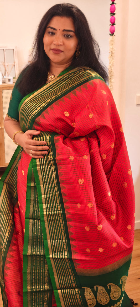 Kumkum red and Green  Handwoven Gadwal Silk Sari
