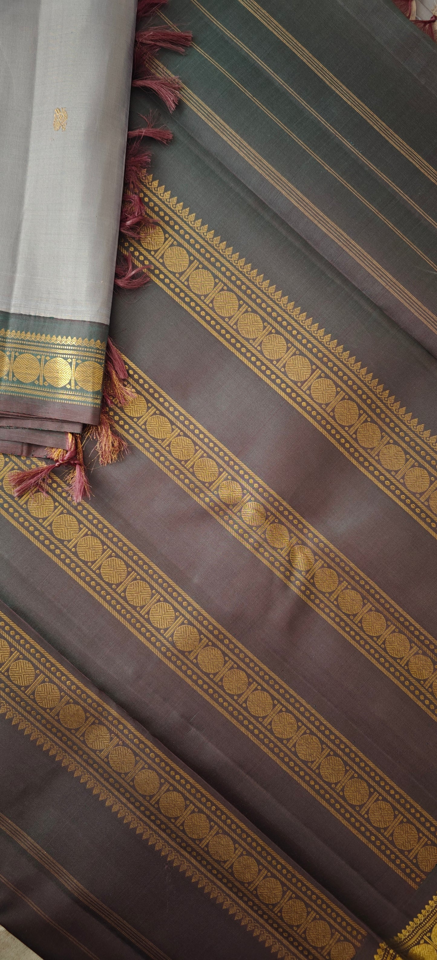 Grey and Green Kanjivaram Saree | 3-gram Zari