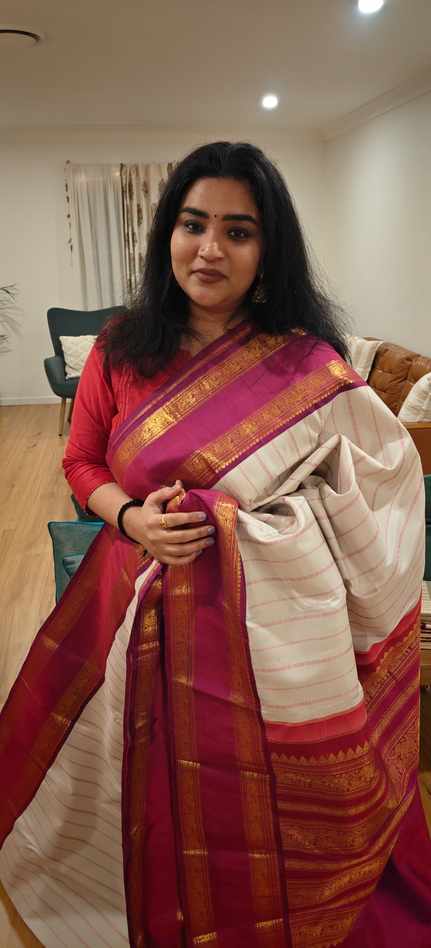 Cream with Magenta pink kanjivaram silk saree