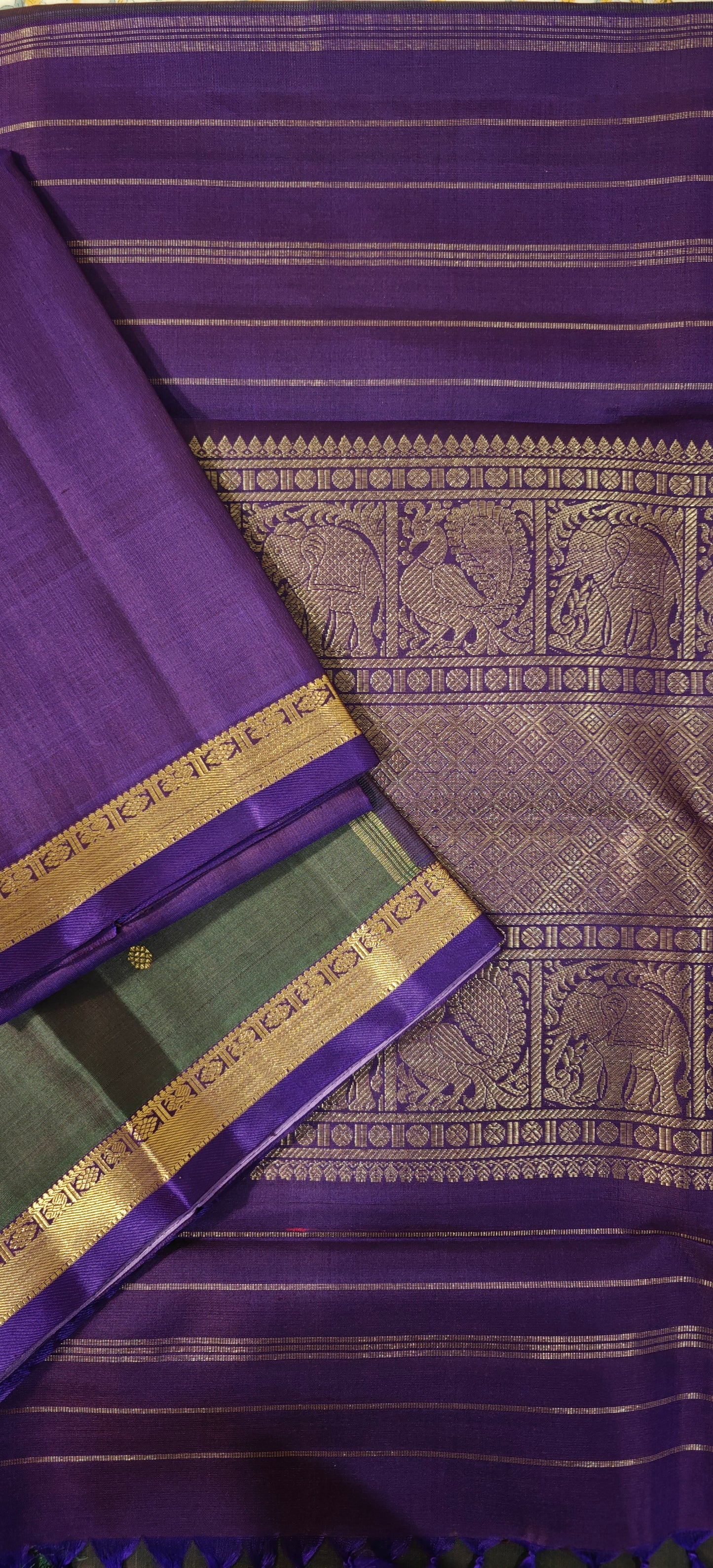 Dark green and Violet small border kanjivaram