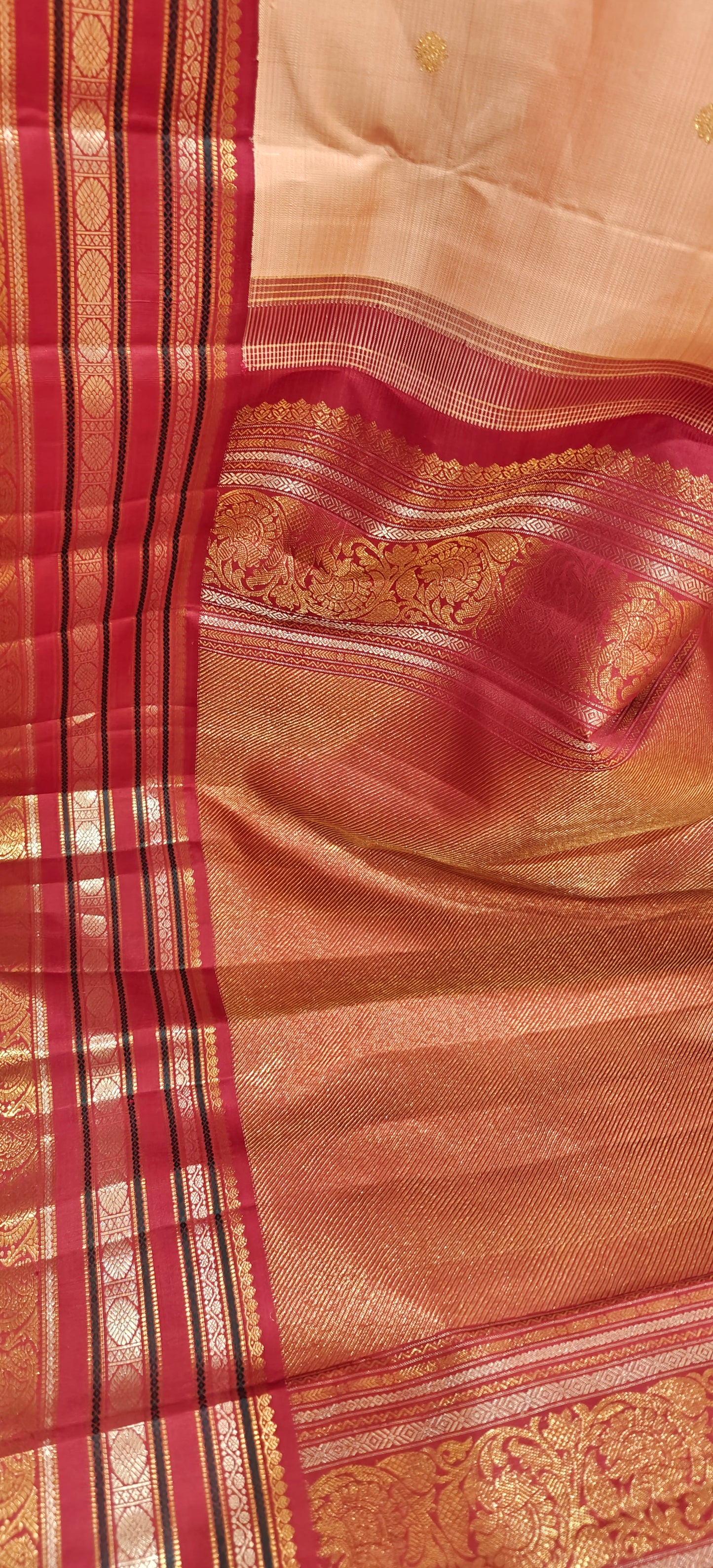 Pink and Maroon kanjivaram silk saree