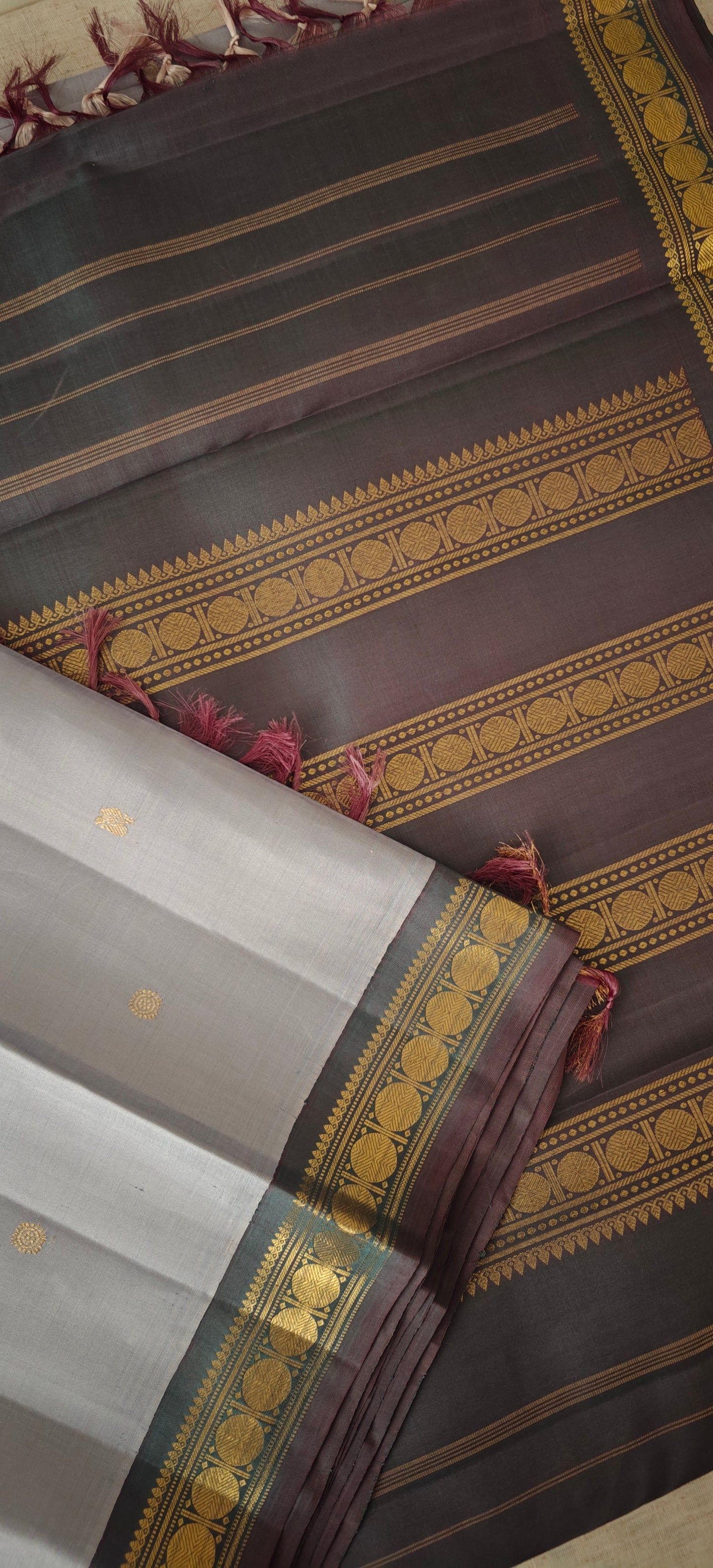 Grey and Green Kanjivaram Saree | 3-gram Zari