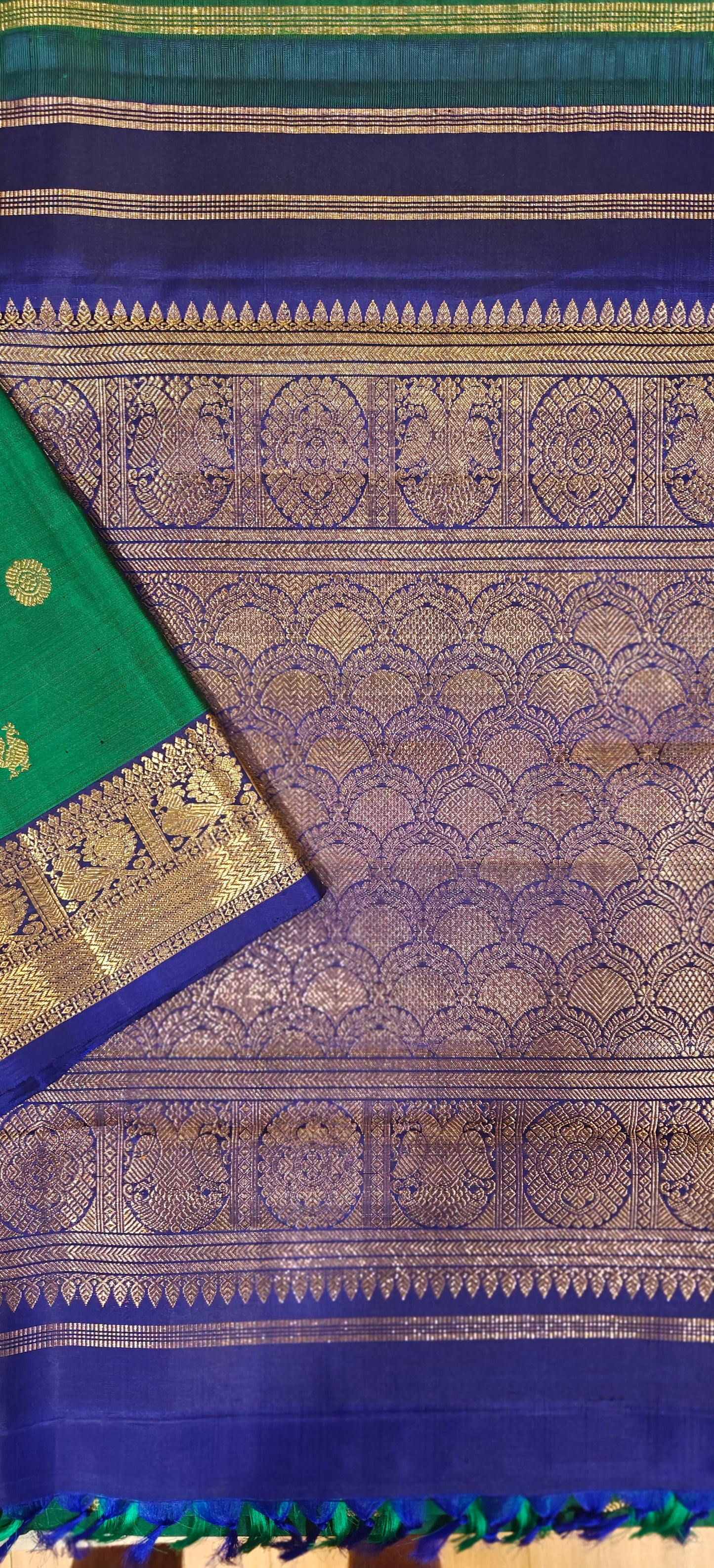 Dark Green And Blue Kanjivaram Saree | 3-gram Zari