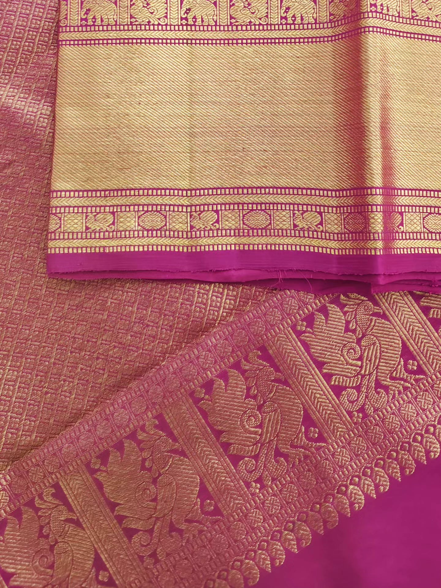 Green and Magenta -Korvai Kanjivaram Silk Sari
