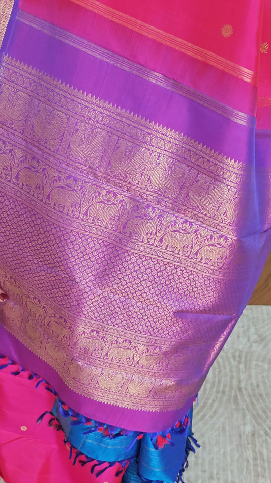 Rani Pink and Purple Handwoven kanjivaram silk saree (Copy)