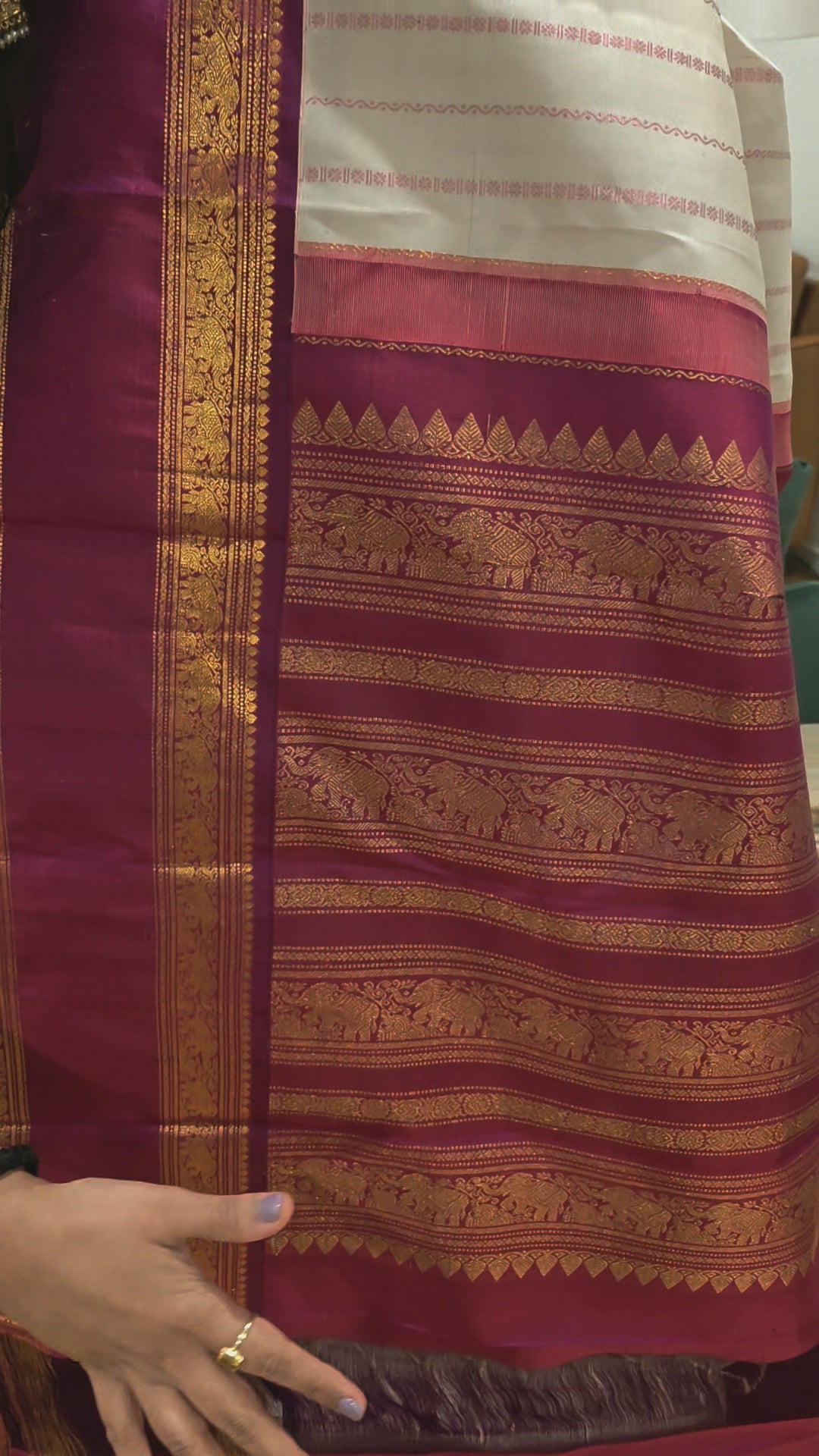 Cream with Magenta pink kanjivaram silk saree