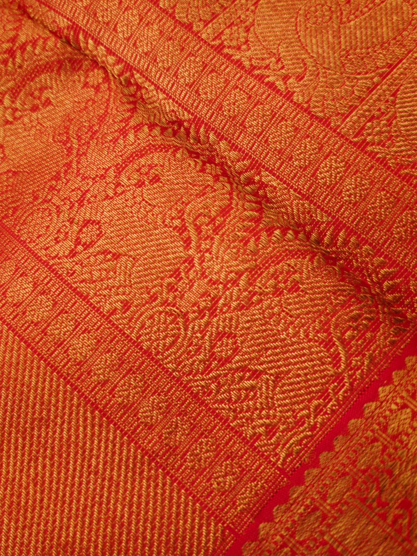 Red vairaoosi Kanjivaram Silk Saree