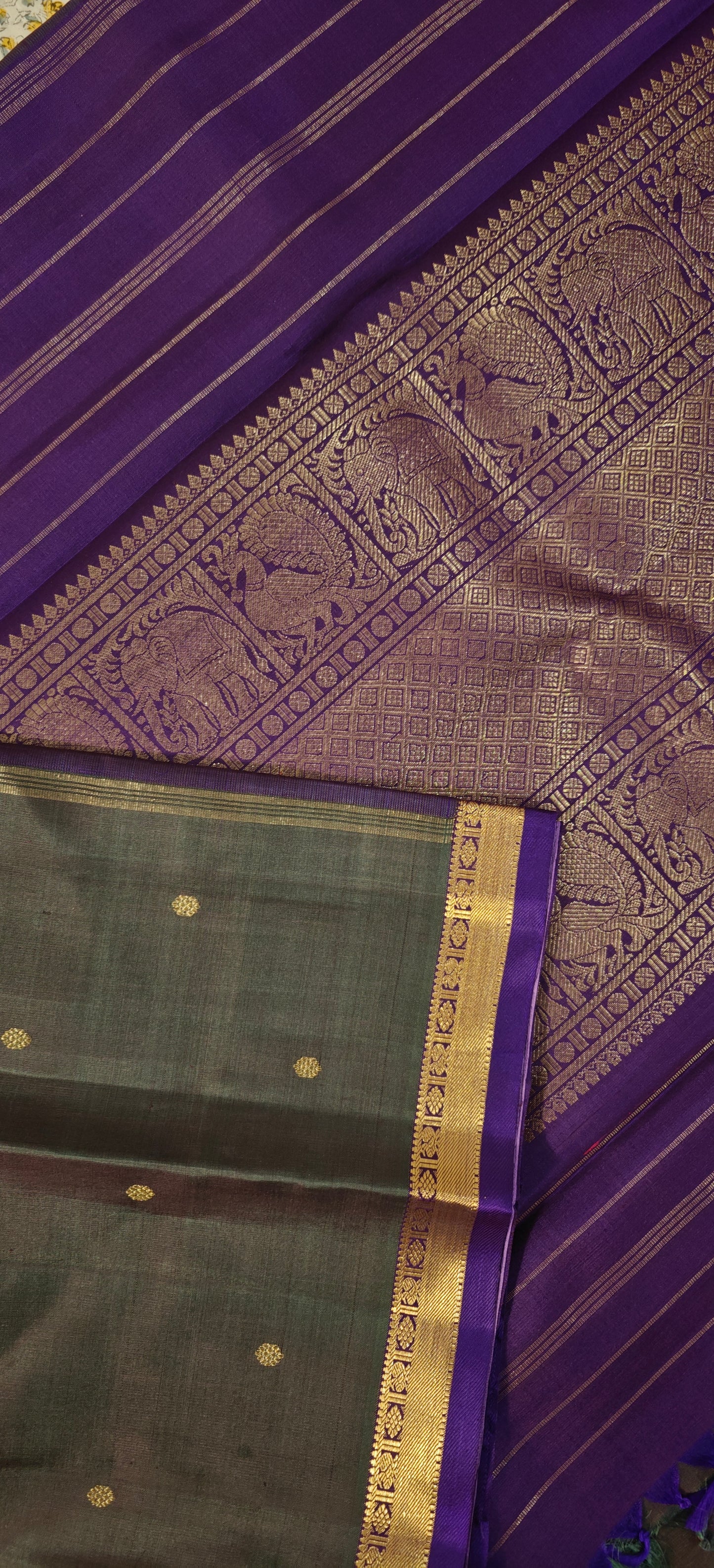 Dark green and Violet small border kanjivaram