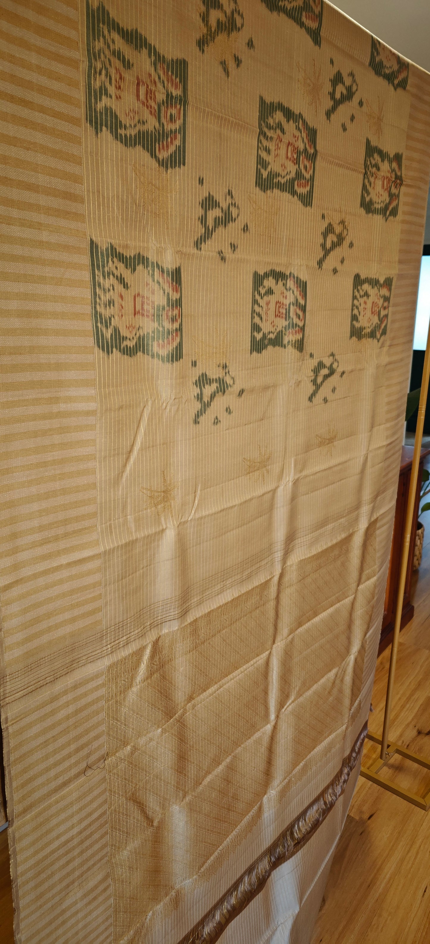 Ikkat on Kanjivaram in beige