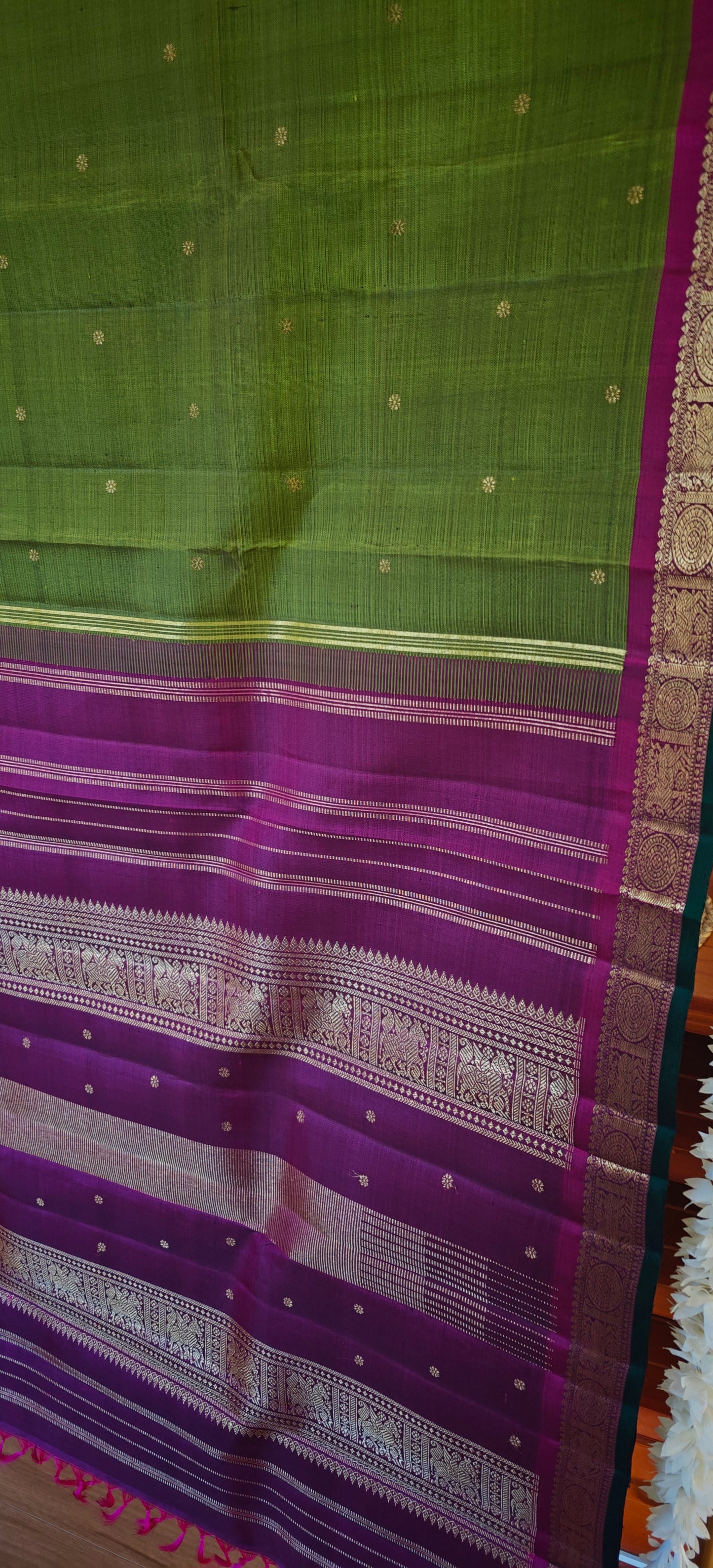 Mint Green and Megnta kanjivaram silk saree