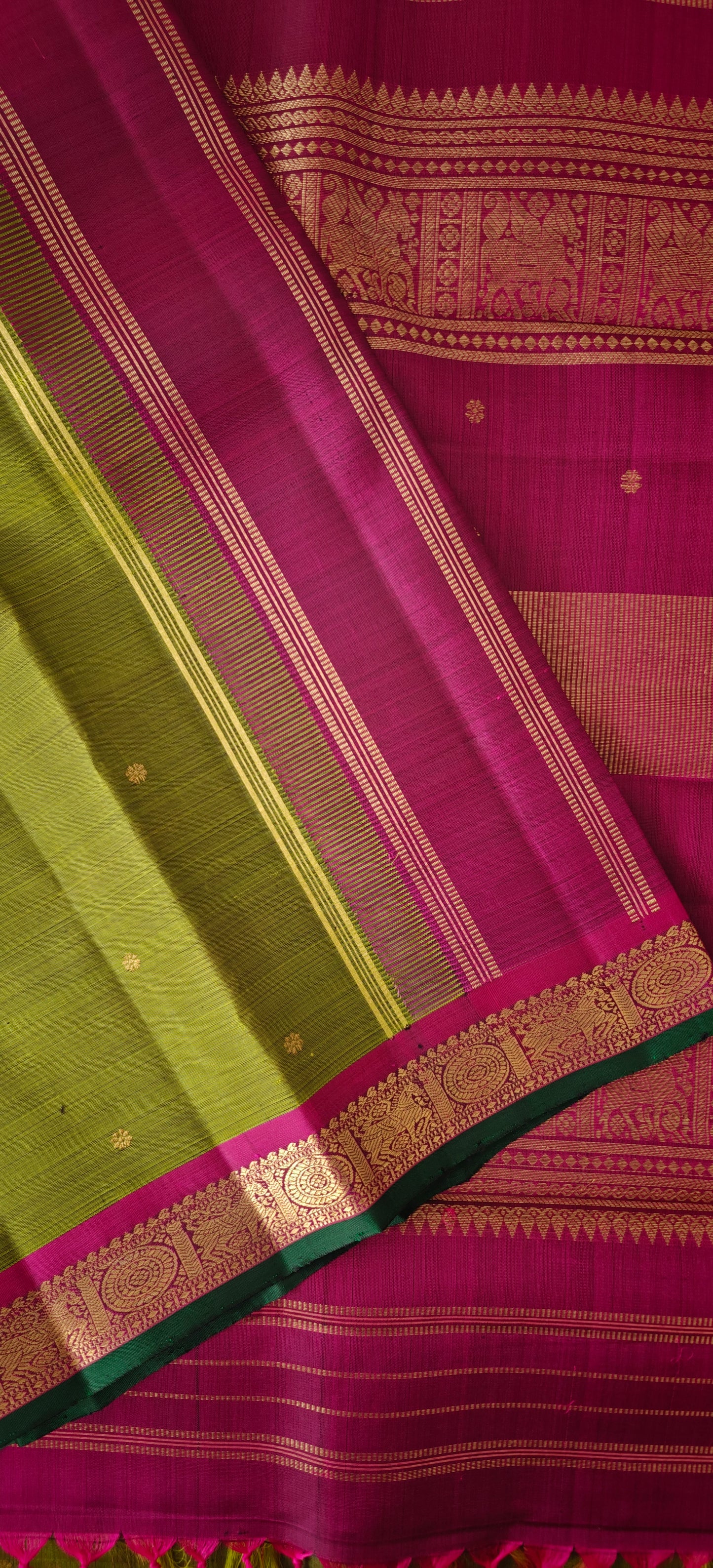 Mint Green and Megnta kanjivaram silk saree