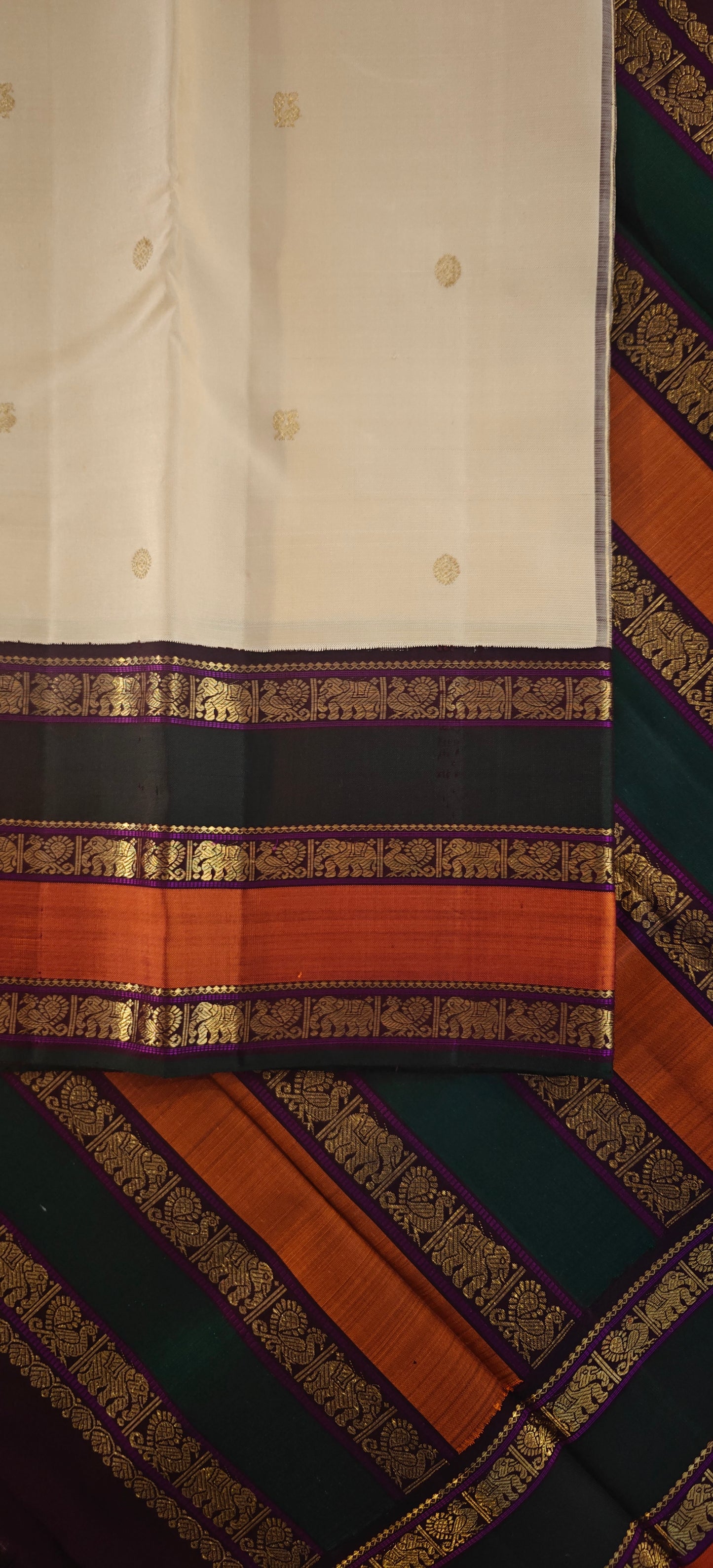 Sandal Color with green and rust Korvai kanjivaram