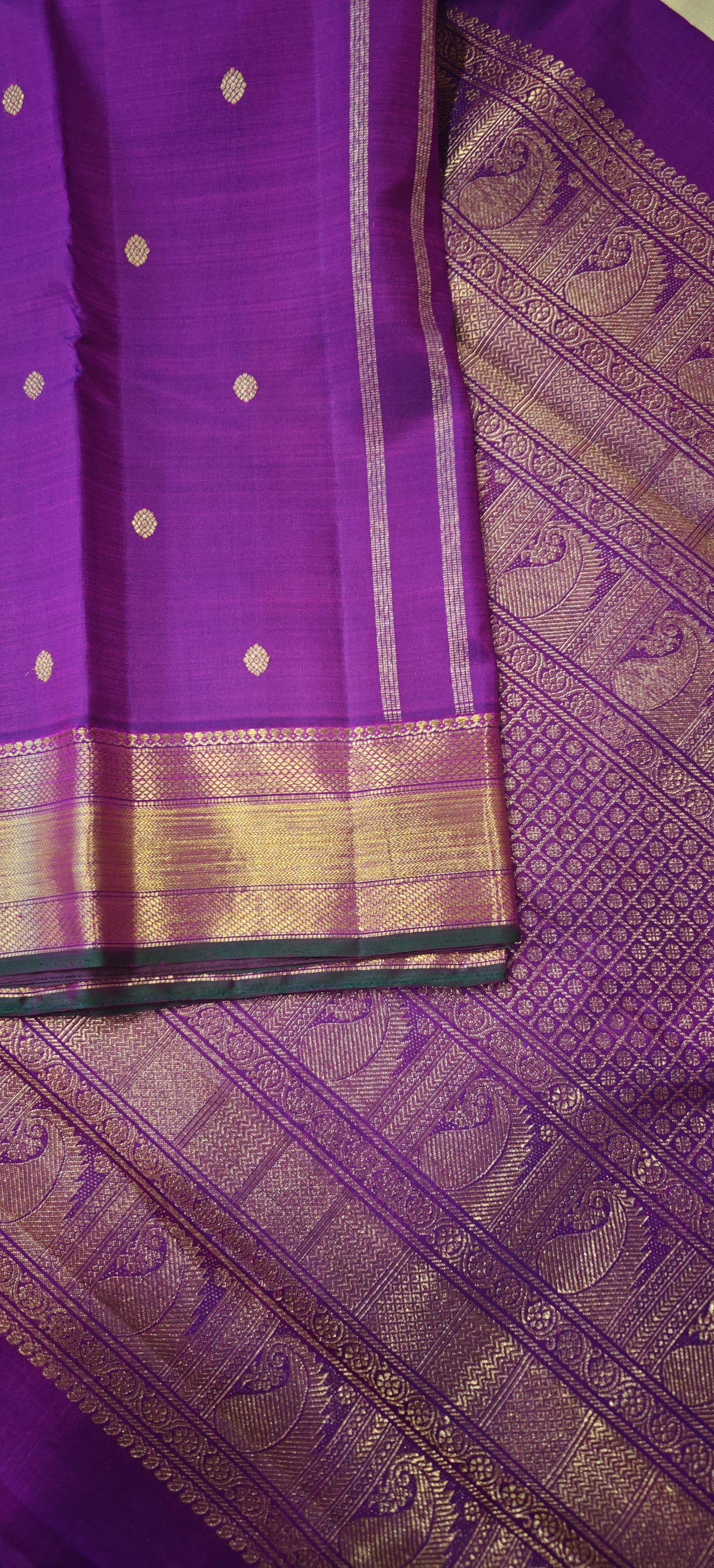 Vadamalli monotone kanjivaram silk sari
