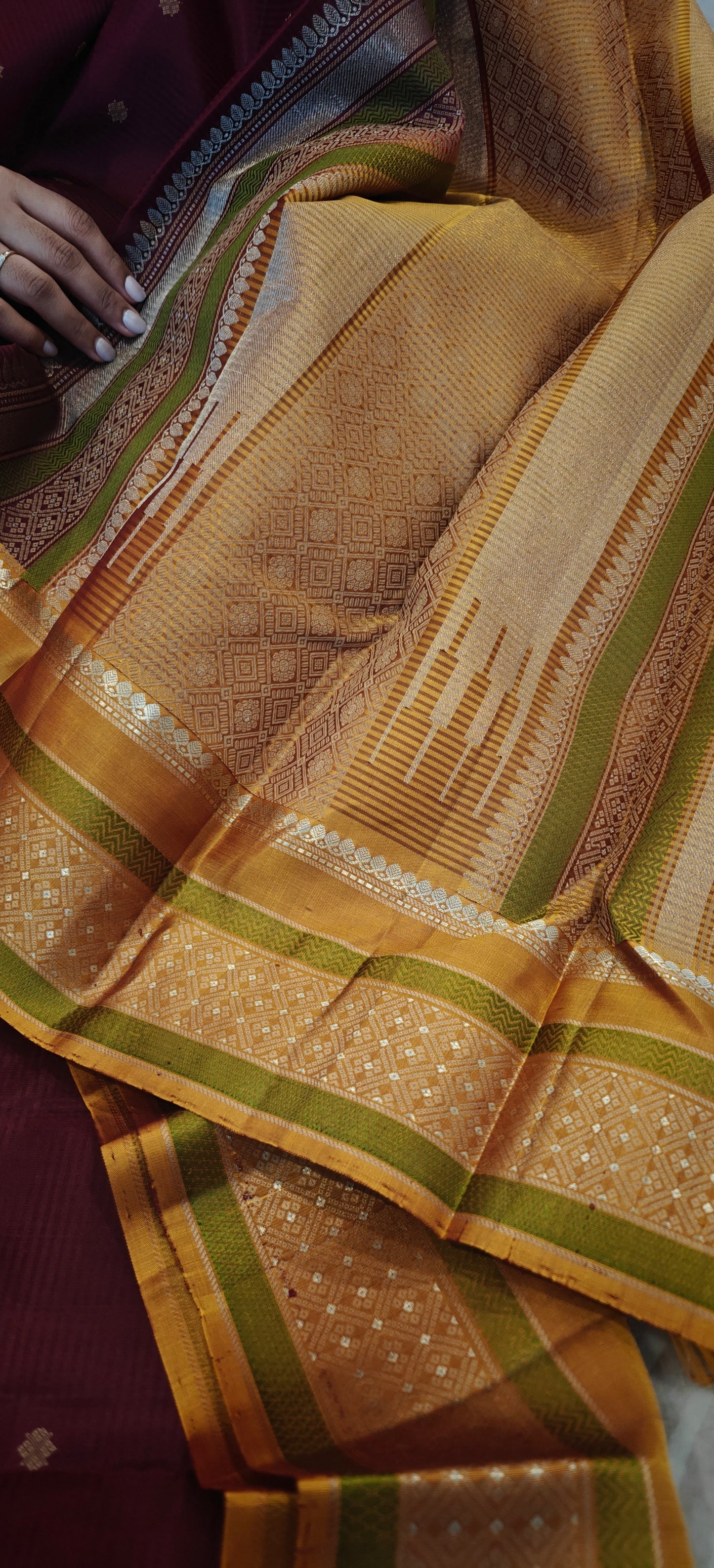 Maroon and Mustard No Zarikanjivaram silk saree
