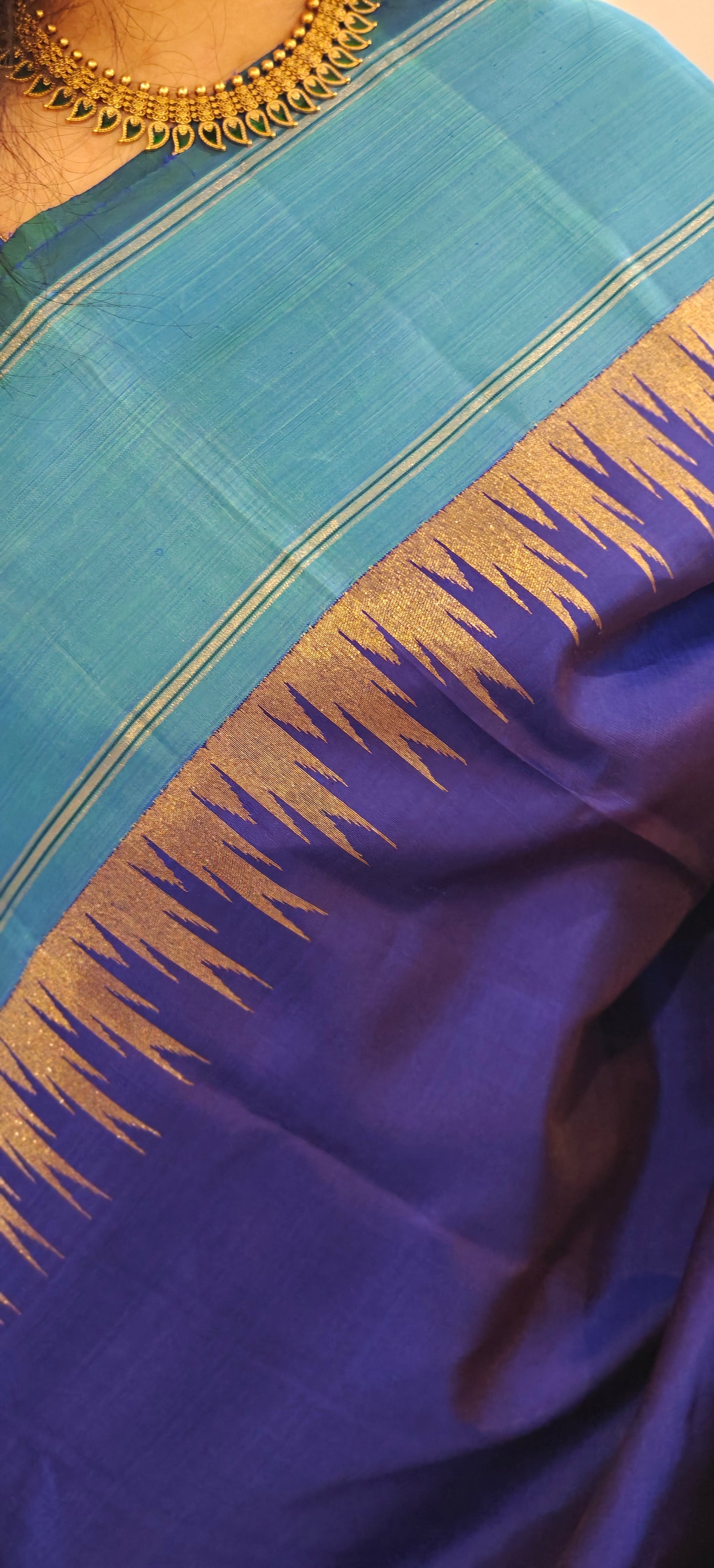 Ettu Kol Blue and Turquoise kanjivaram silk saree